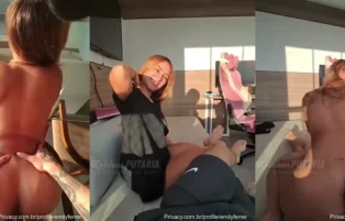 Emily Ferrer de Quatro e Cavalgando de Costas na Rola – Privacy